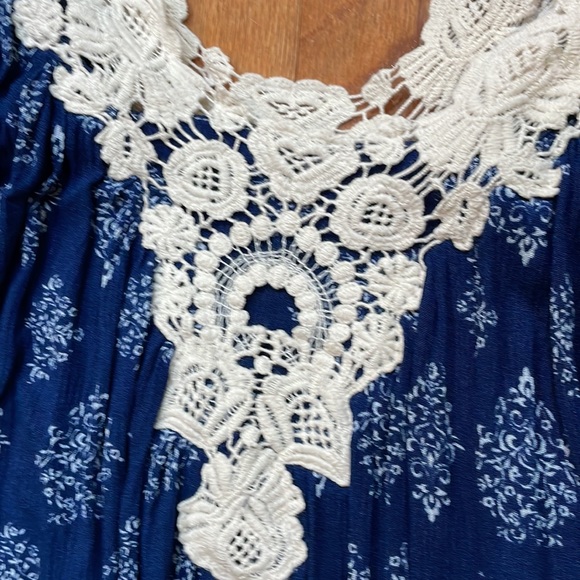 Woman Large Dress Onetheland Navy Blue Small Print Crochet Lace Straps & Decor - Picture 6 of 10